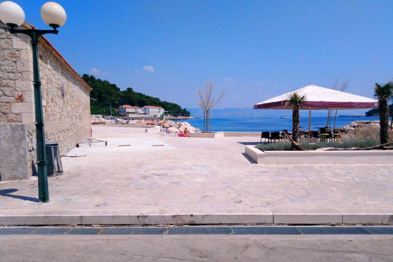 Apartments With A Parking Space Jelsa, Hvar - 8746 Jelsa  Exterior foto